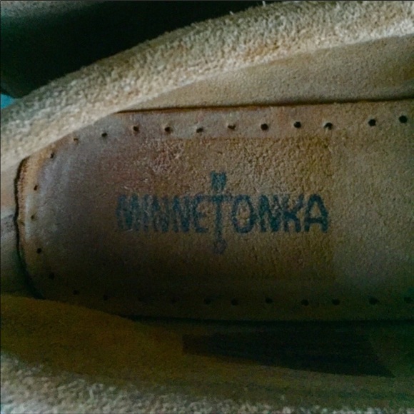 Minnetonka Brown/Tan Suede Loafers/moccasins - Picture 2 of 7